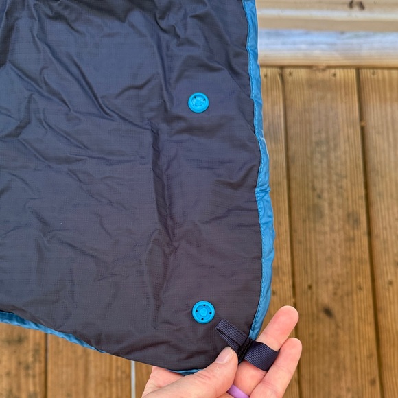 Blue Insulated Tent Comforter - Picture 5 of 8